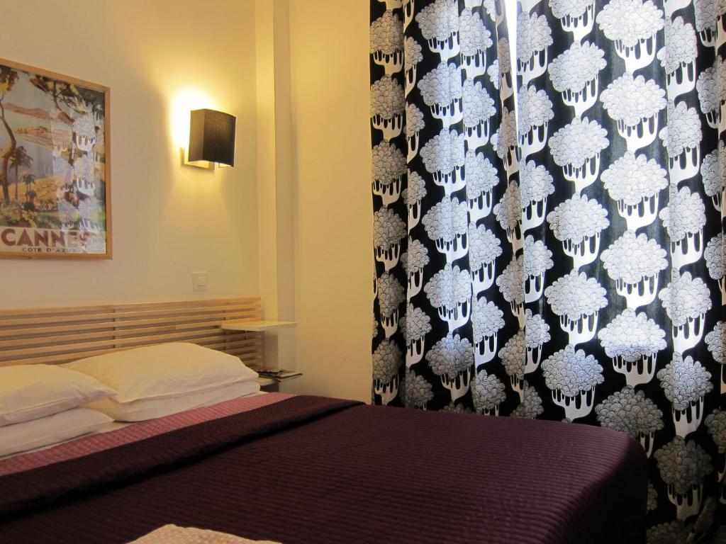 Brit Hotel Colbert Juan-les-Pins Cameră foto